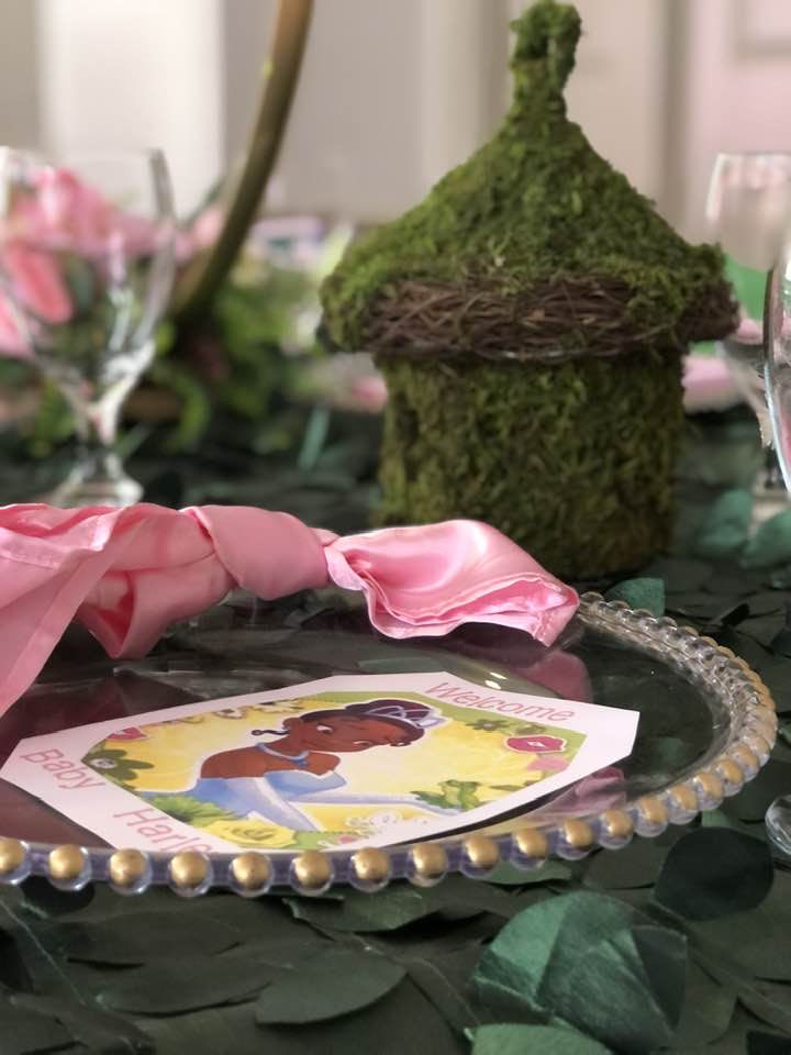 Disney themed table decor